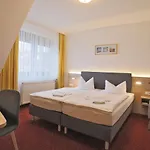 Hotel & Restaurant Am Wasser Breege