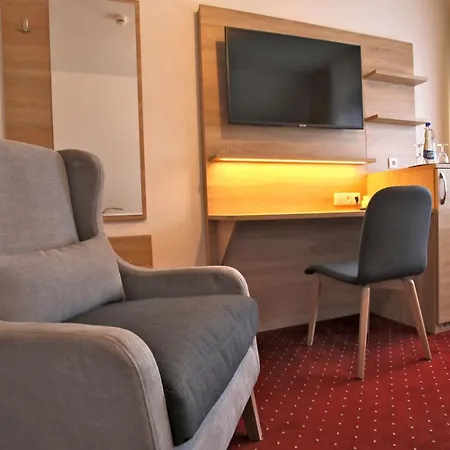 & Restaurant Am Wasser Hotel 3*