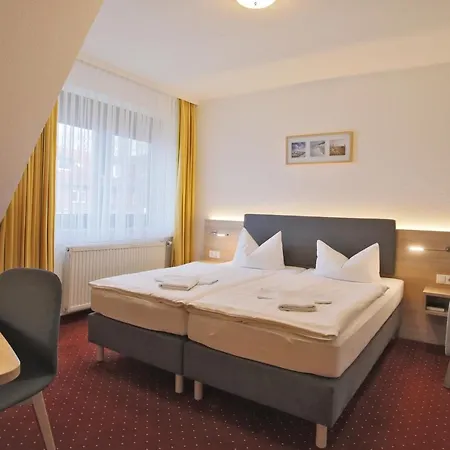 Hotel & Restaurant Am Wasser Breege