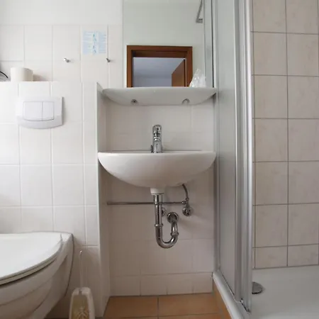 & Restaurant Am Wasser