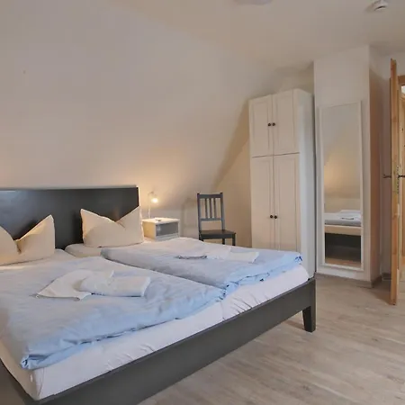 Hotel & Restaurant Am Wasser 3*