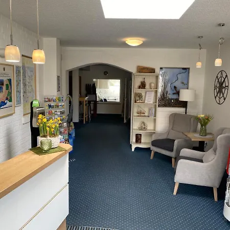 & Restaurant Am Wasser 3* Breege