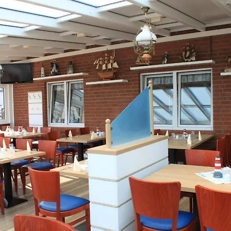 酒店 & Restaurant Am Wasser 布雷格